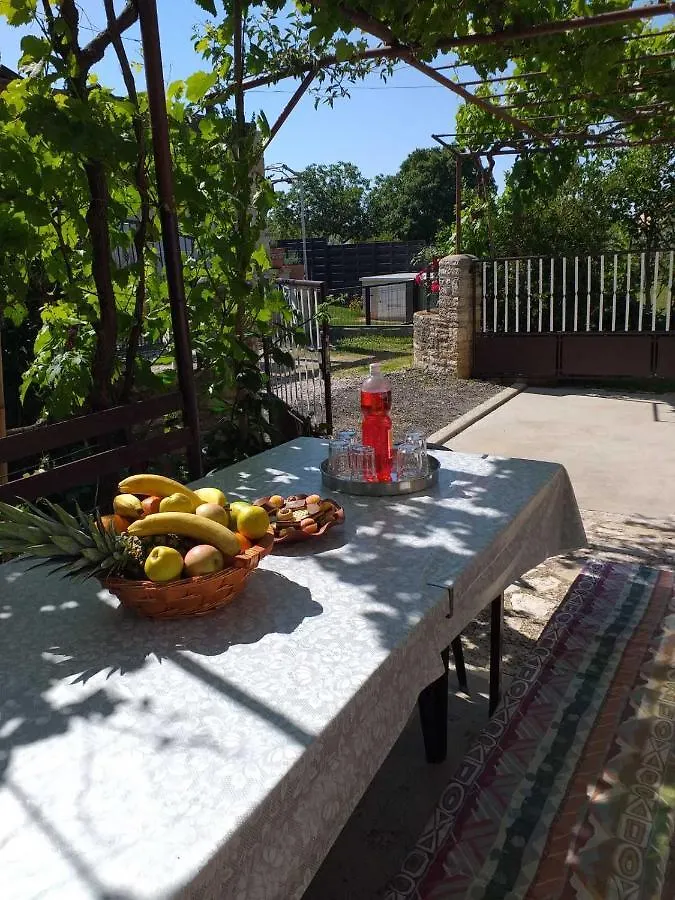 Ferienwohnung Lori Pula