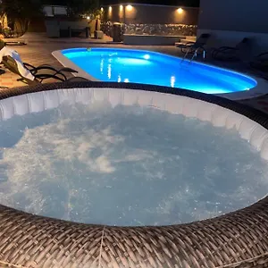 https://lucija-starigrad-paklenica.hotelinzadar.com