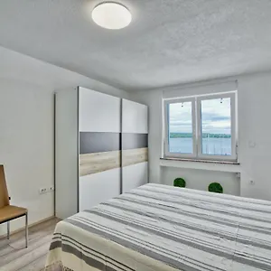  Appartamento Marina With Sea View