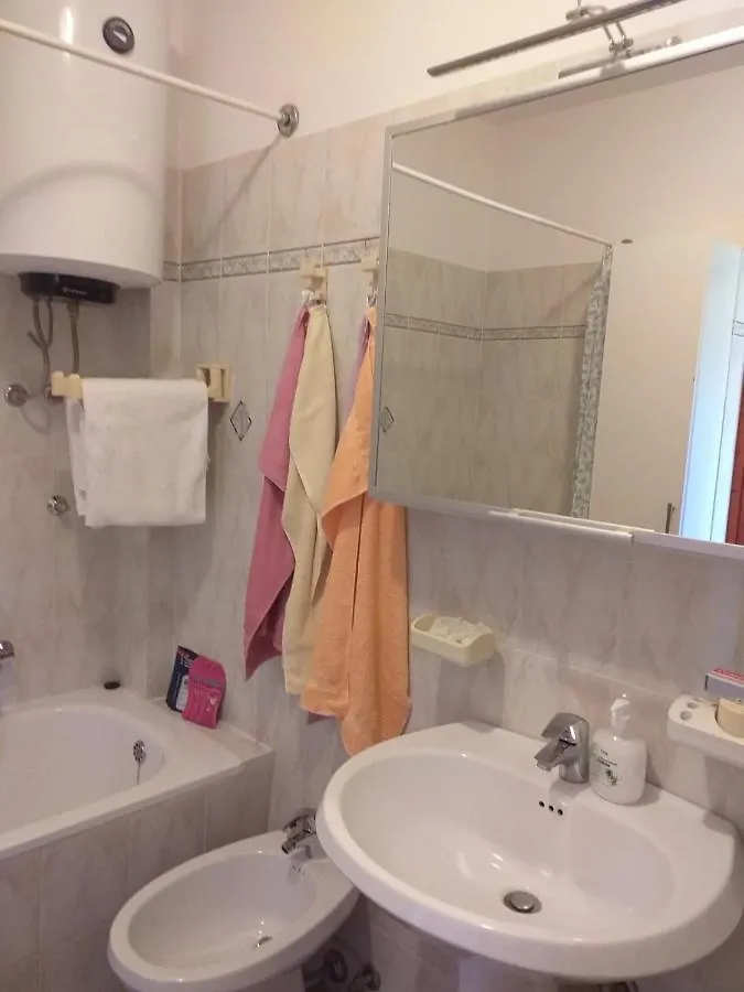 Lori Apartment Pula 0*,