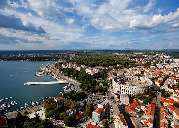 Lori Apartment Pula