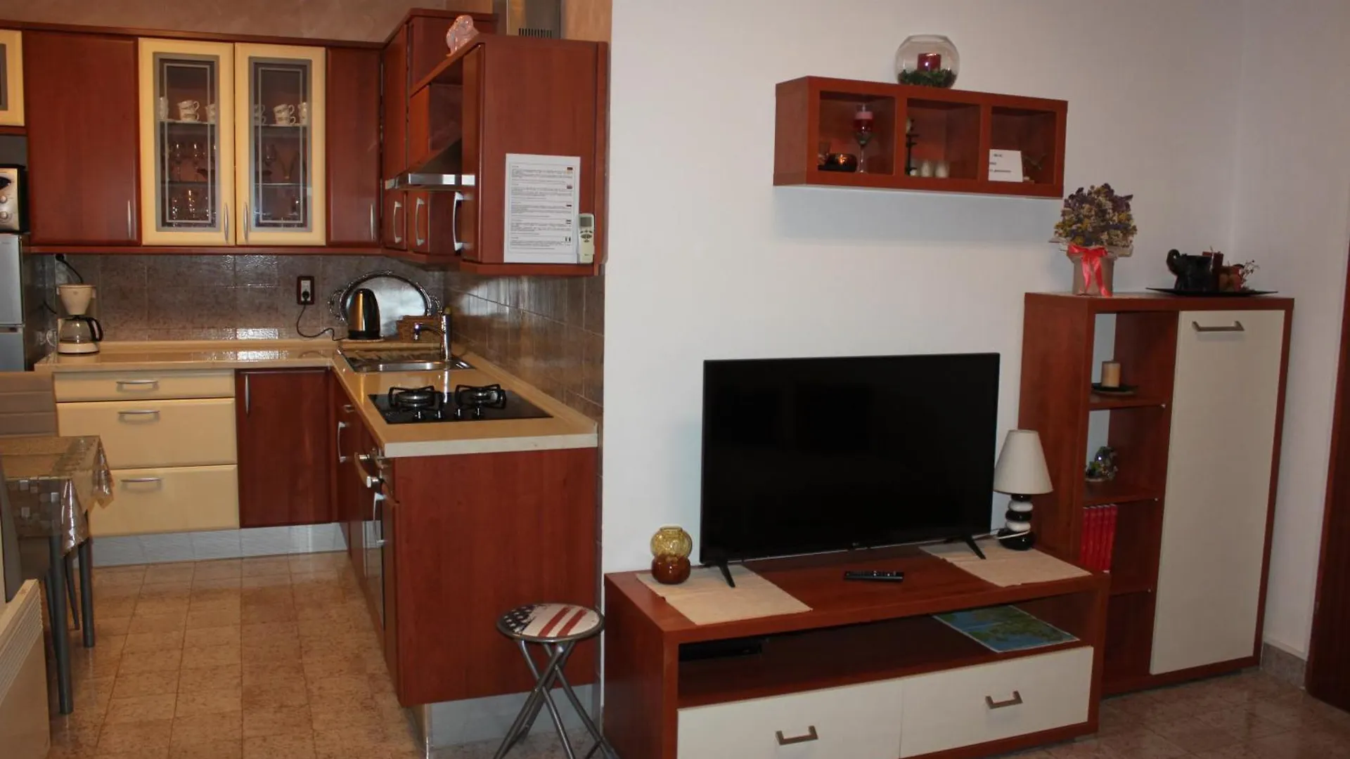 Lori Apartment Pula